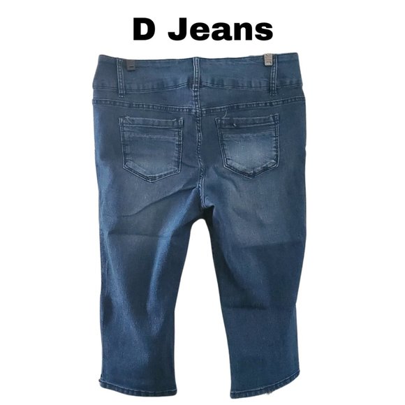 D Jeans Stretch Capri Jeans - Size 12, 3-Button Closure, Comfy & Stylish - Picture 9 of 9